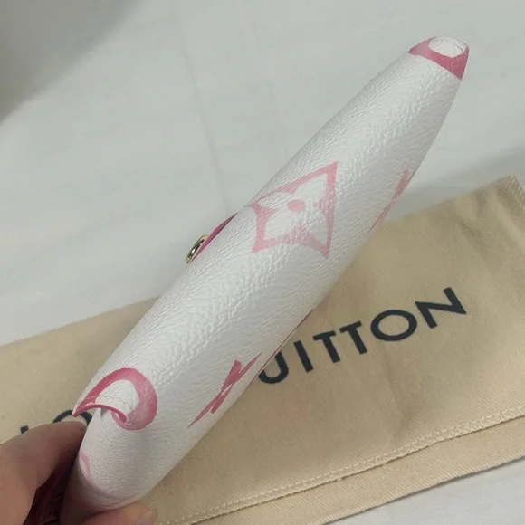 Stunning Rare Louis Vuitton Medium Kirigami Watercolor Sold - Picture 7 of 11